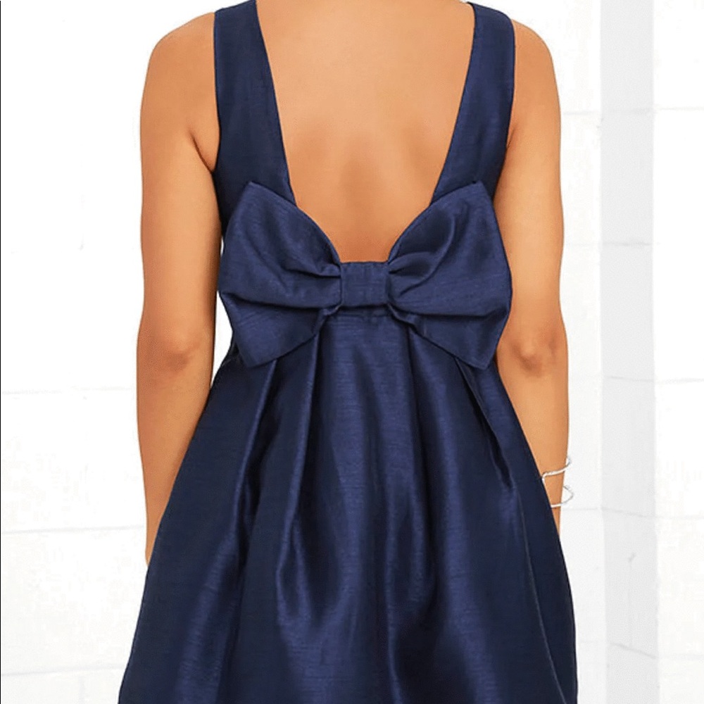 Lulu’s Navy Blue Bow Backless Dress